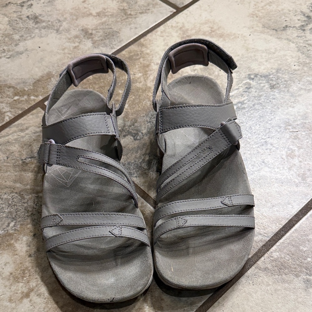 Merrell trekking sandals